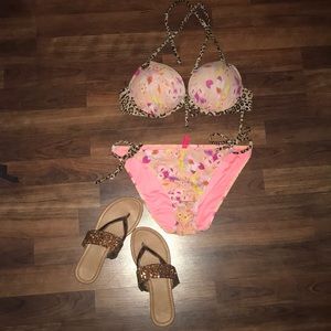 Victoria’s Secret bombshell bikini set 👙💁🏻‍♀️
